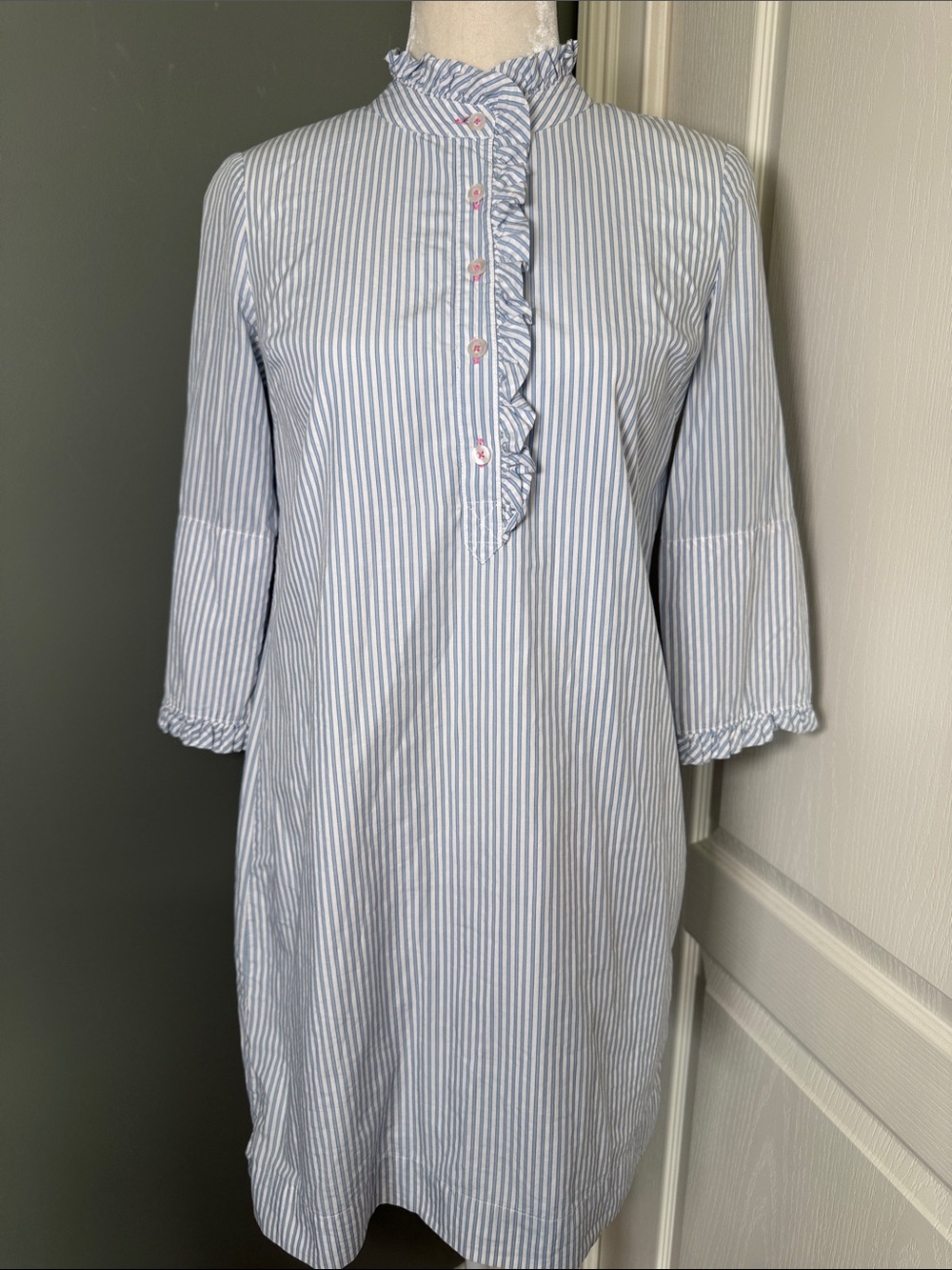 Lilly Pulitzer Blue White Pinstripe Ruffle Shift Dress Pink Detail Size 0